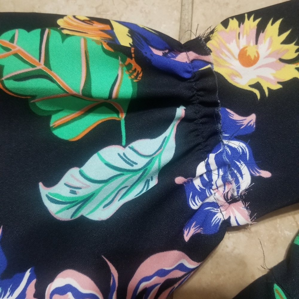 Blazer - Picture 5 of 5